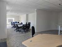 Bureaux et commerces 2 pièces Bureaux et commerces 2 pièces