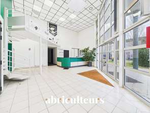 Location Bureaux et commerces 310 m&sup2;Gellainville