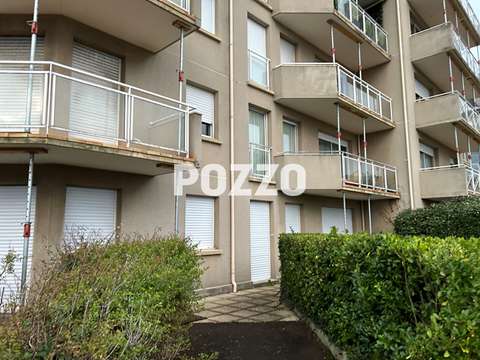Bureaux et commerces 4 pièces