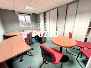 Bureaux et commerces 4 pièces