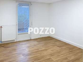 Location Bureaux et commerces 12 m&sup2;Granville