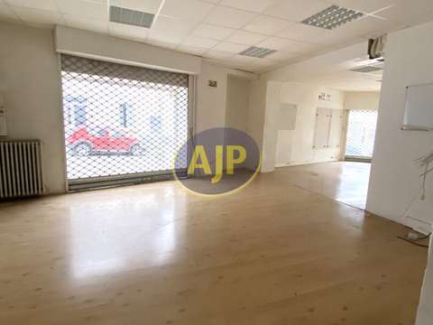 Bureaux et commerces 2 pièces