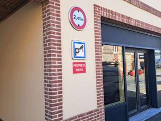 Bureaux et commerces 2 pièces