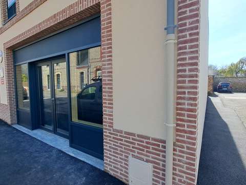 Bureaux et commerces 2 pièces