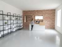 Bureaux et commerces 2 pièces