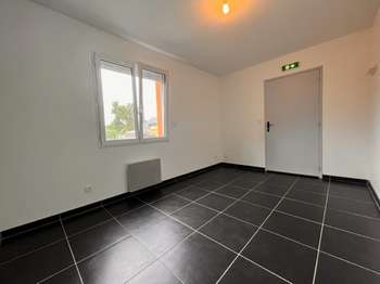 Location Bureaux et commerces 12 m&sup2;Héric
