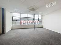 Bureaux et commerces 4 pièces