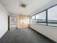 Bureaux et commerces 4 pièces