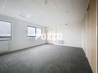 Bureaux et commerces 4 pièces