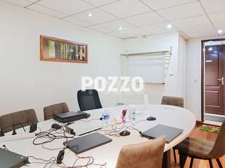 Bureaux et commerces 5 pièces Bureaux et commerces 5 pièces