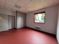 Bureaux et commerces 4 pièces