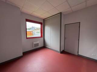 Bureaux et commerces 4 pièces