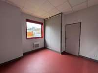 Bureaux et commerces 4 pièces Bureaux et commerces 4 pièces
