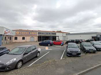 Location Bureaux et commerces 250 m&sup2;Ifs