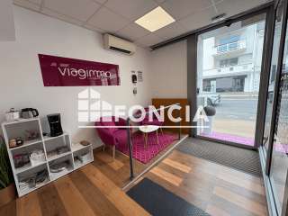 Bureaux et commerces 5 pièces