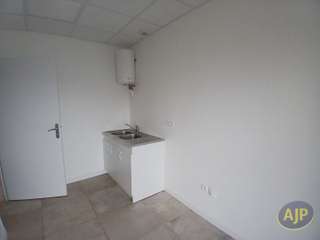 Bureaux et commerces 3 pièces