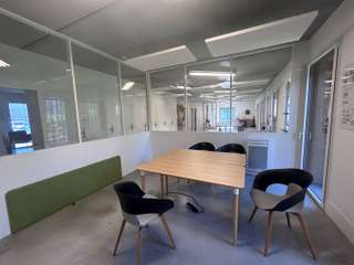 Bureaux et commerces 11 pièces