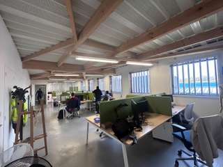 Bureaux et commerces 11 pièces