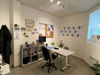 Bureaux et commerces 5 pièces