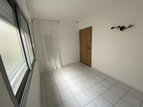 Bureaux et commerces 1 pièce