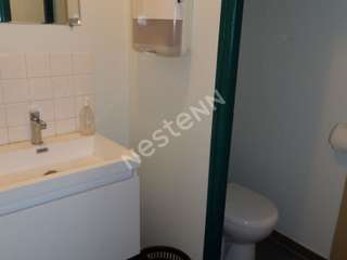 Bureaux et commerces 8 pièces