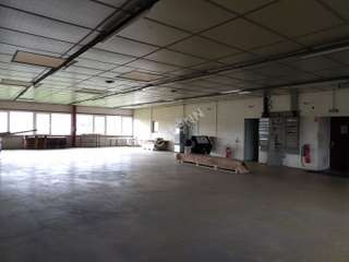 Bureaux et commerces 8 pièces