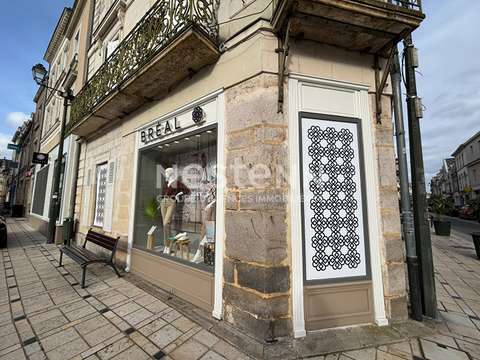 Bureaux et commerces 3 pièces