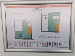 Bureaux et commerces 4 pièces