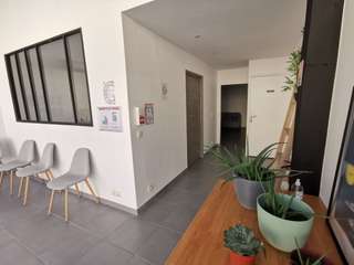 Bureaux et commerces 4 pièces