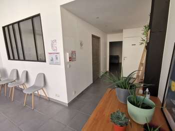 Bureaux et commerces 4 pièces