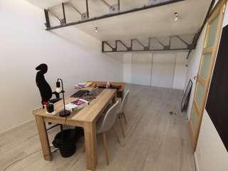 Bureaux et commerces 4 pièces