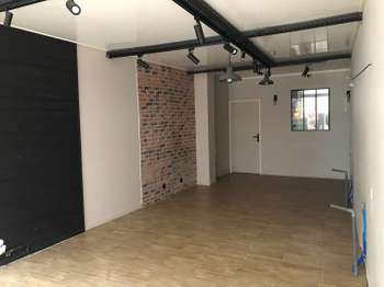 Bureaux et commerces 2 pièces