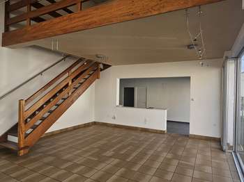 Bureaux et commerces La Montagne 44