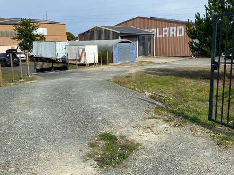 Bureaux et commerces 1 pièce