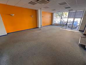 Location Bureaux et commerces 381 m&sup2;La Roche-sur-Yon