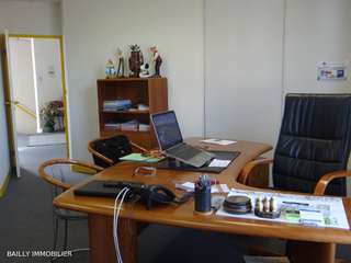 Bureaux et commerces 5 pièces