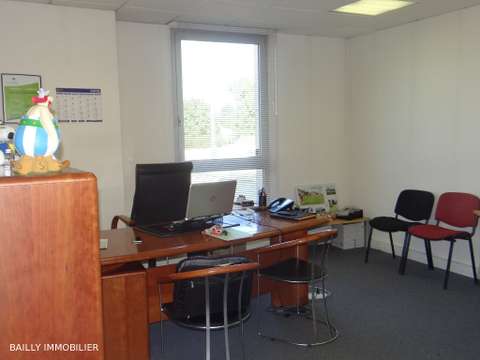 Bureaux et commerces 5 pièces