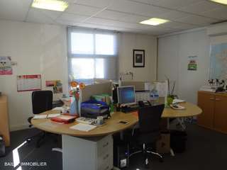 Bureaux et commerces 5 pièces