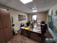 Bureaux et commerces 9 pièces
