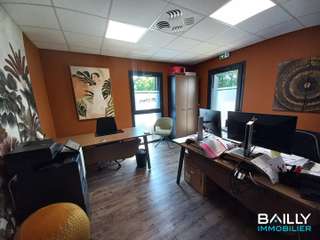 Bureaux et commerces 9 pièces