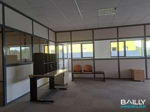 Location Bureaux et commerces 141 m&sup2;La Roche-sur-Yon