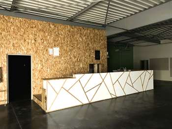 Location Bureaux et commerces 305 m&sup2;La Séguinière