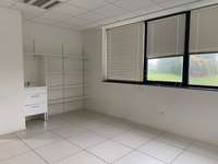 Bureaux et commerces 1 pièce