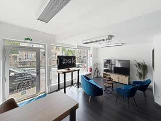 Bureaux et commerces 4 pièces