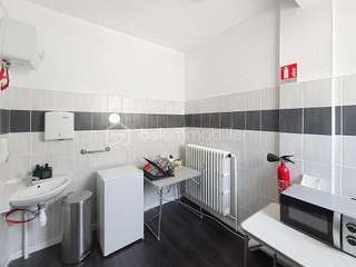 Bureaux et commerces 4 pièces