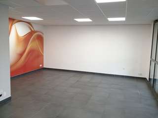 Bureaux et commerces 2 pièces