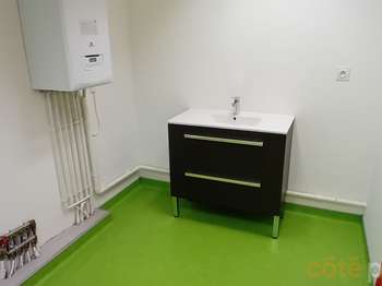 Bureaux et commerces 7 pièces