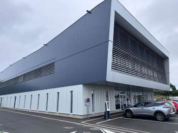 Bureaux et commerces Lanvallay 22