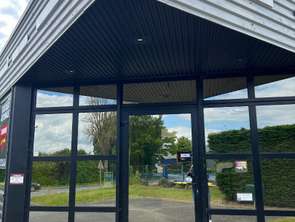 Location Bureaux et commerces 180 m&sup2;Laval