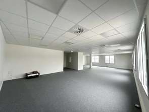 Location Bureaux et commerces 135 m&sup2;Laval